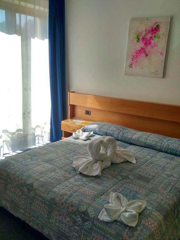 Canzolino Albergo Aurora מראה חיצוני תמונה